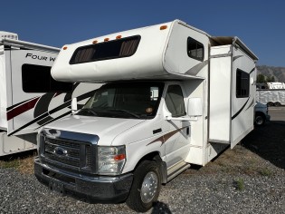 2012 Forest River RV Coachmen RV Freelander M 29QB! 